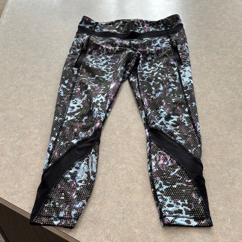 lululemon athletica Black and Blue Patterned Leggings